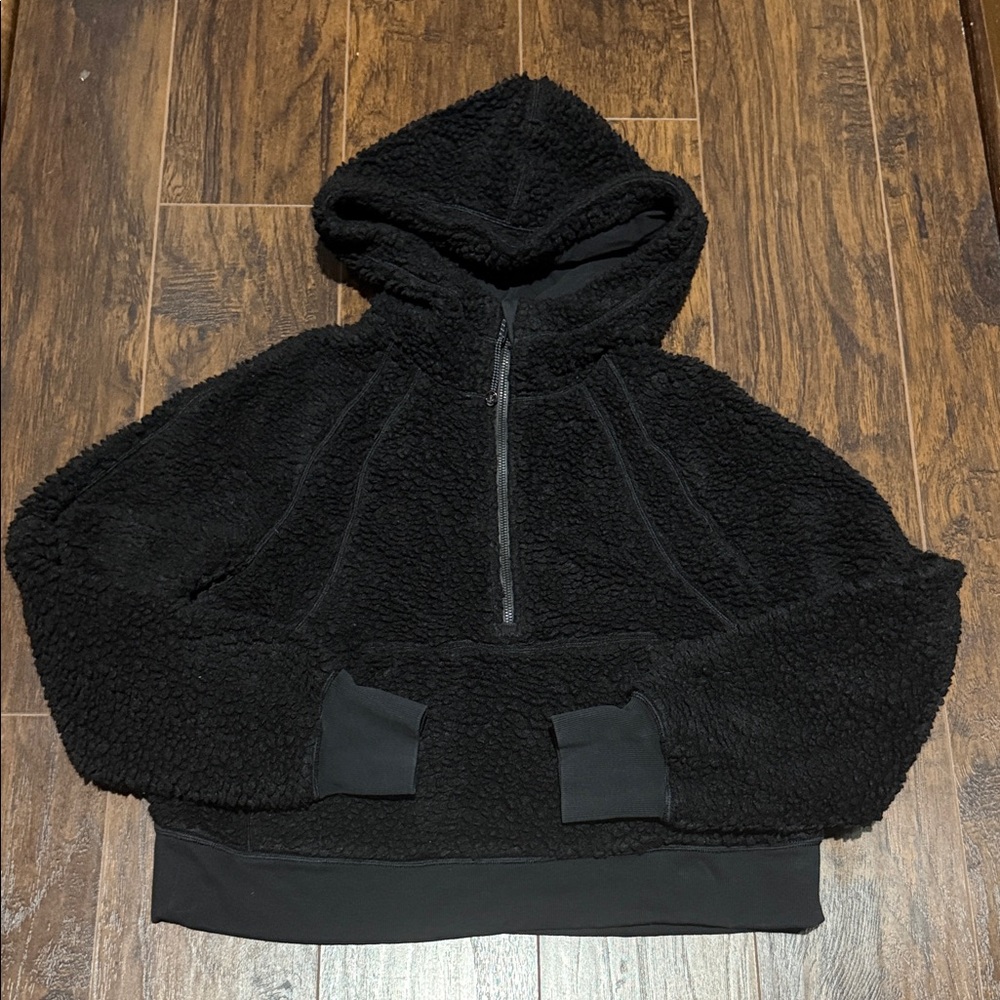 lululemon athletica Scuba Oversized Sherpa xs/s